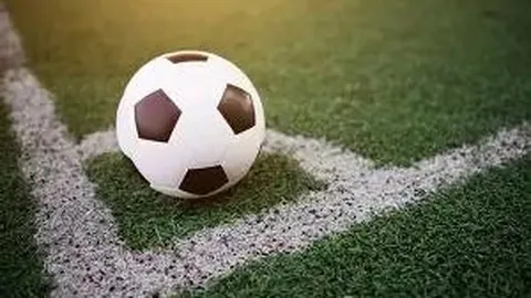 戴伟浚担纲中场，国足亚运阵容亮相